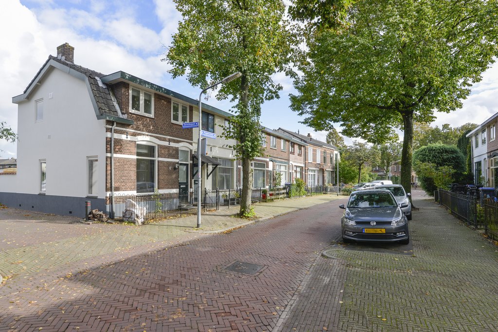 Huygensstraat 55