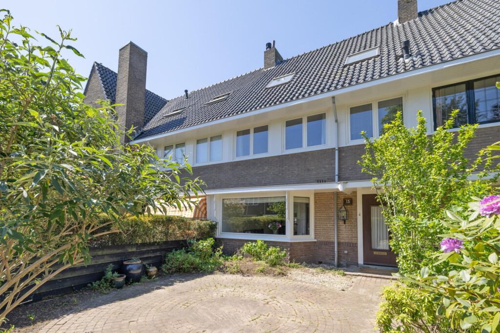 Prins Willem van Oranjelaan 15