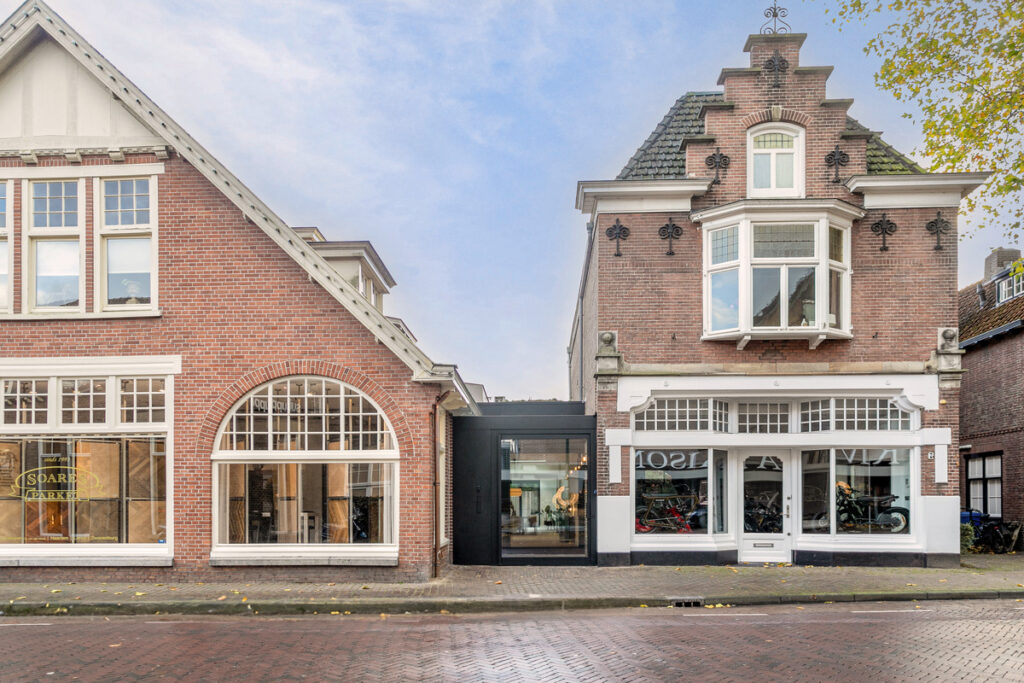 Burgemeester van Nispen van Sevenaerstraat 5a